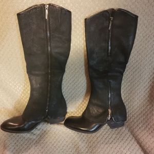 NWOT Donald J Pliner Devi4 Leather Boot Sz 6M MSRP 400